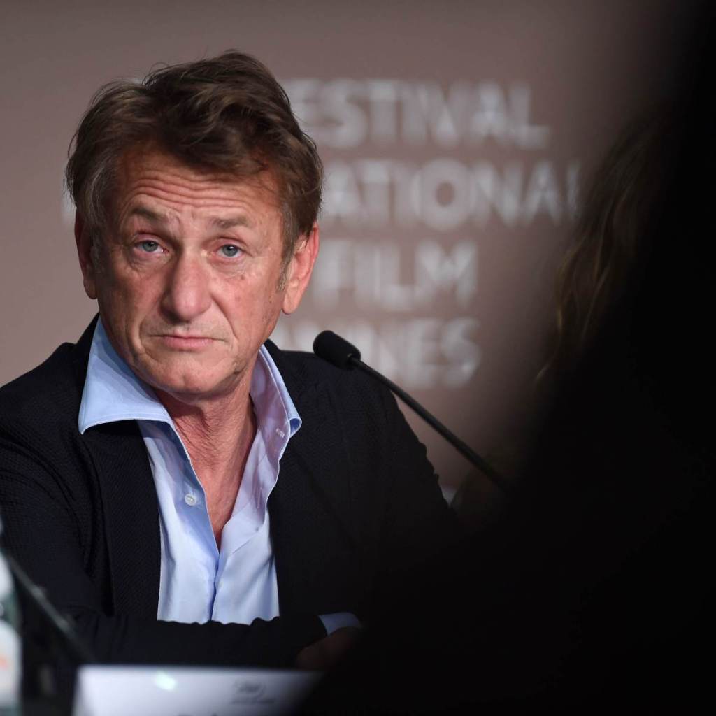 Sean Pean è profugo: salvo in Polonia